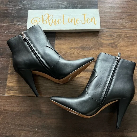 Vince Camuto Azentela Pointy Toe Boots NWOT - Picture 2 of 9
